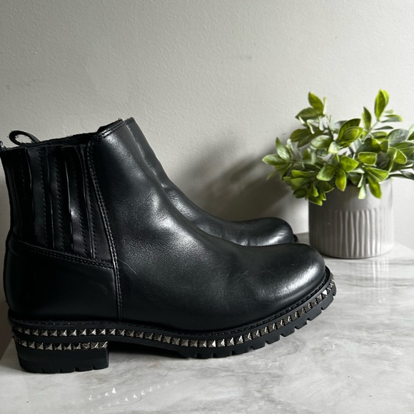 Steve Madden Galena Boots - Picture 2 of 6